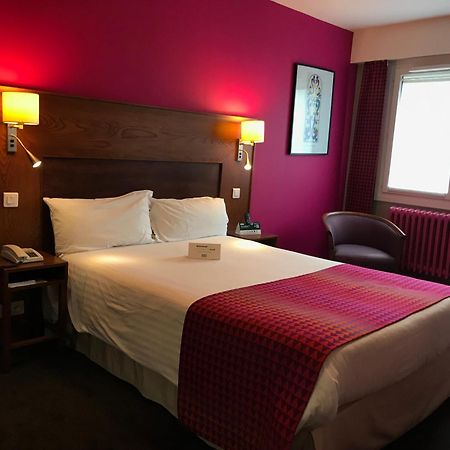 Logis Hotel & Restaurant La Paix Le Nouvion-en-Thierache Екстериор снимка