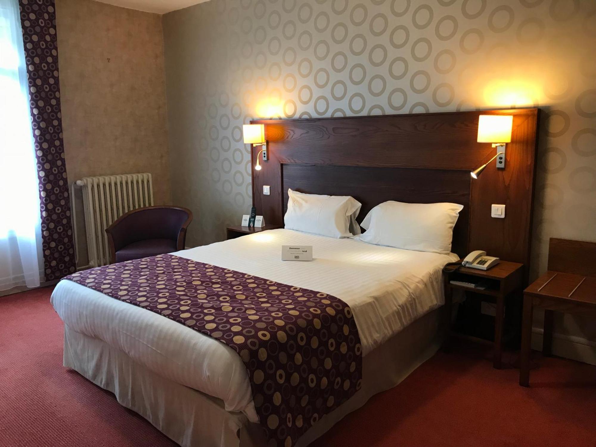 Logis Hotel & Restaurant La Paix Le Nouvion-en-Thierache Екстериор снимка