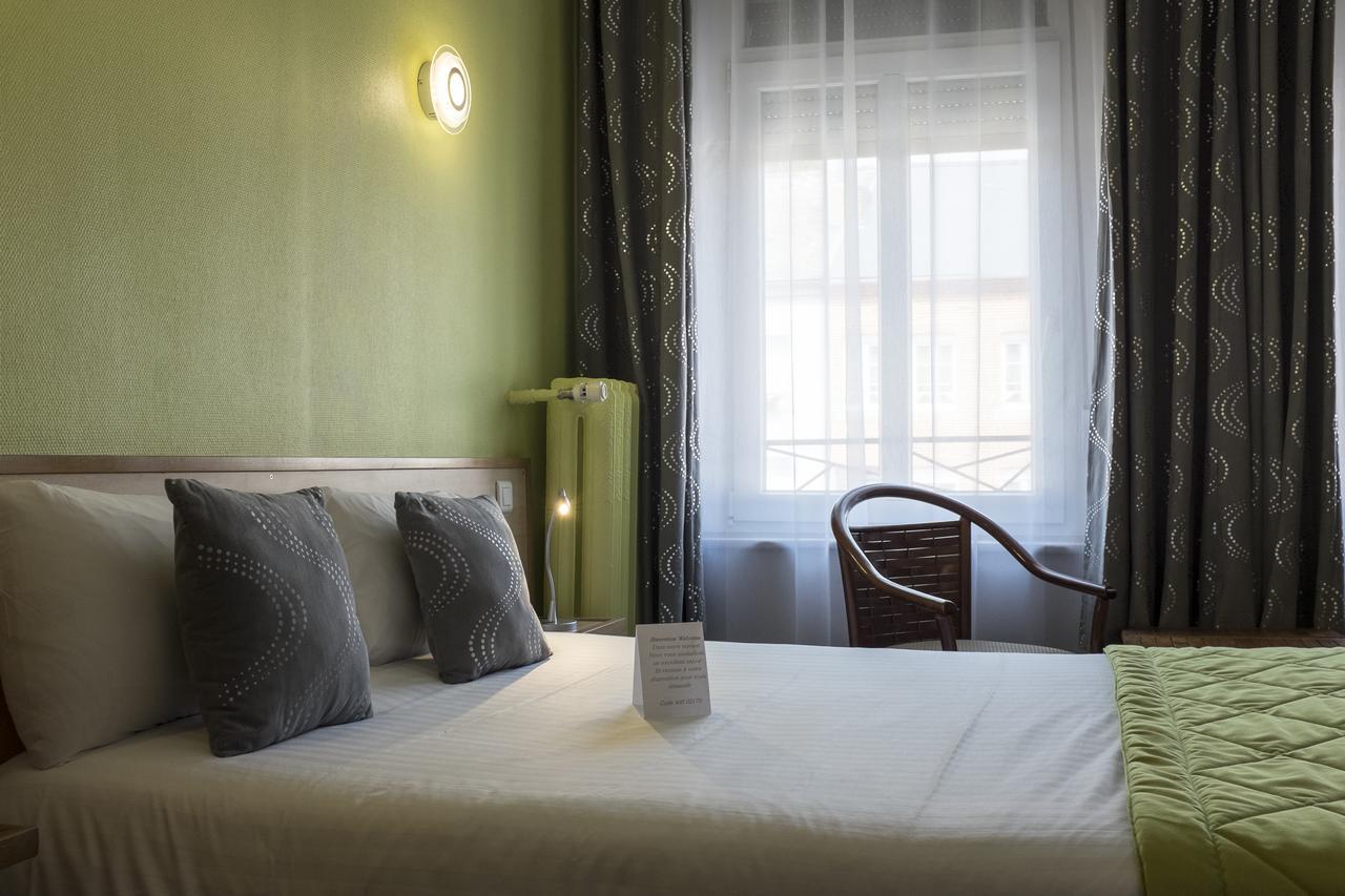Logis Hotel & Restaurant La Paix Le Nouvion-en-Thierache Екстериор снимка